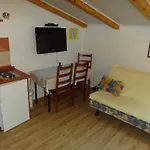 Sanja *